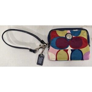 Y2K Coach Daisy Scarf Print Wristlet Small Zip Around Satin Patent Leather 43911